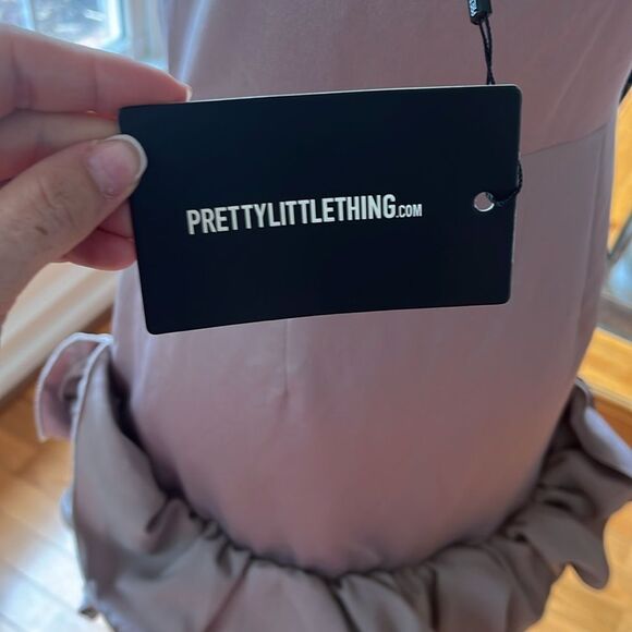 NWT PrettyLittleThing Ruched Babydoll Mini Dress - Picture 2 of 11